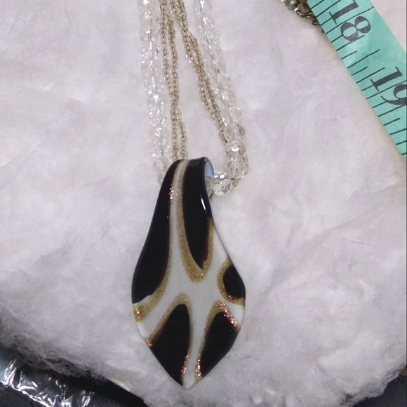 Murano Glass Pendant on Beaded Necklace Chains - Picture 6 of 10